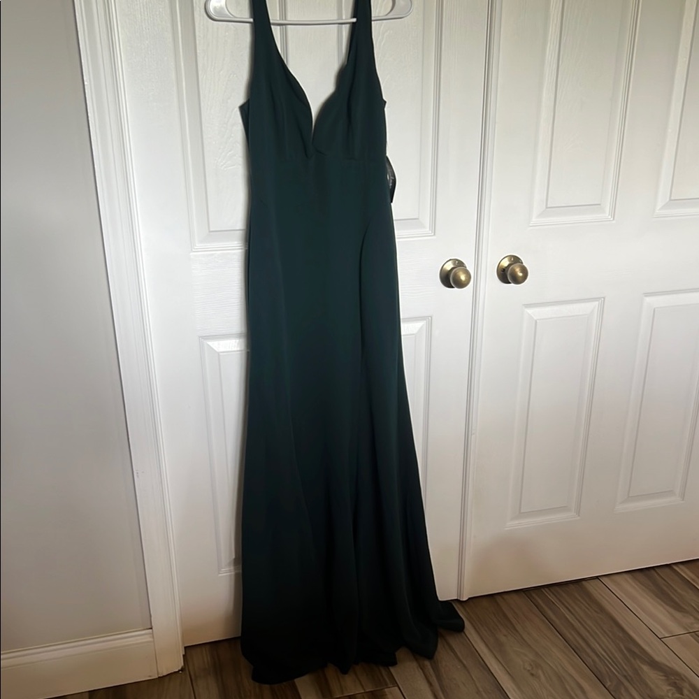 Lulu's  gown